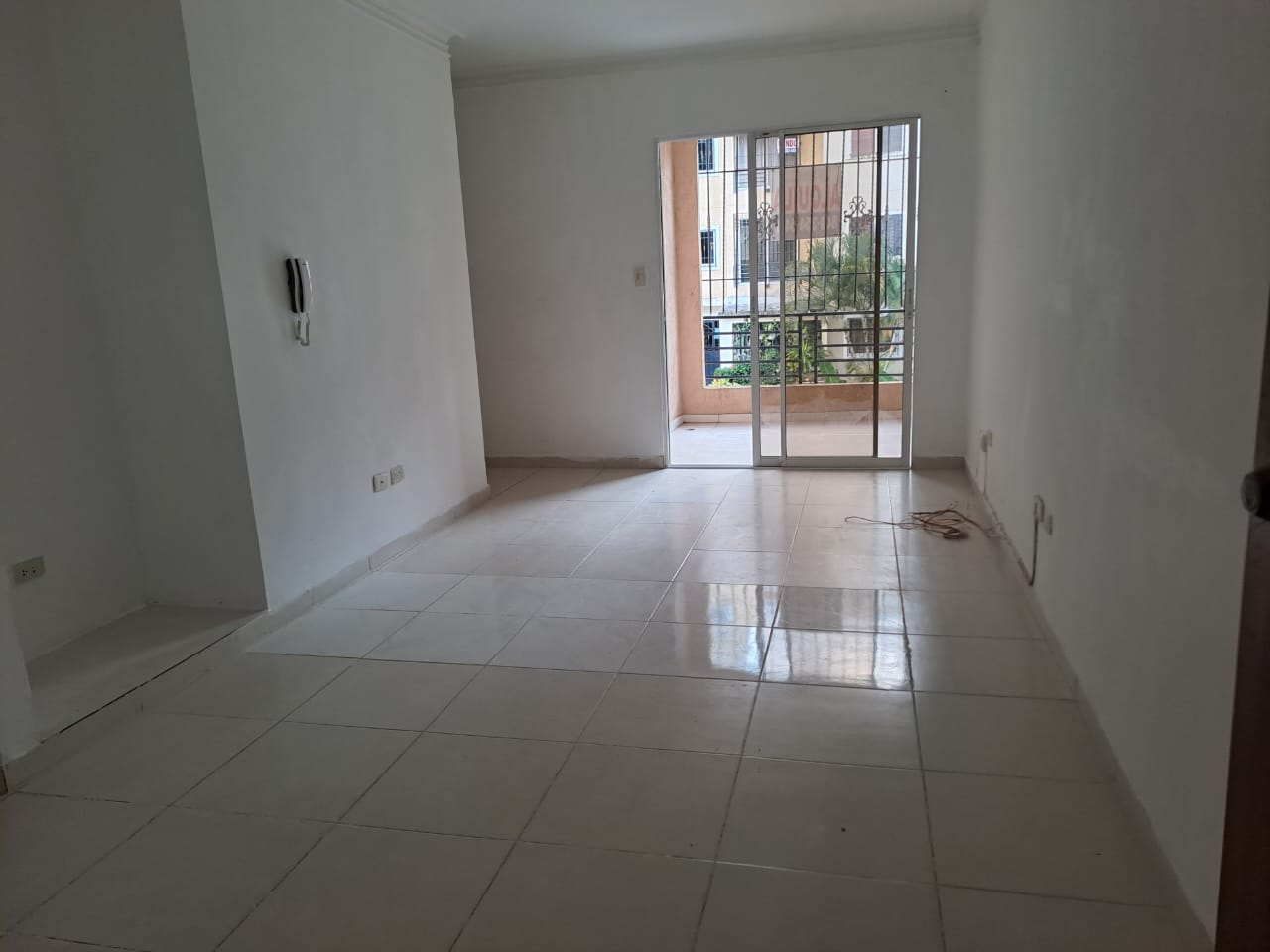 apartamentos - apartamento  2do piso Res Juan rafael en la jacobo