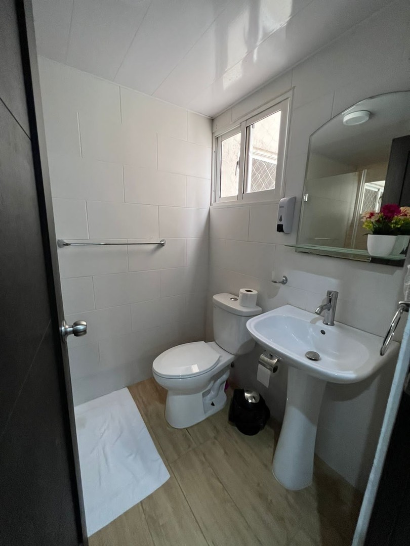 apartamentos - Apartamento en la Avenida Charlles de Gaulle 9