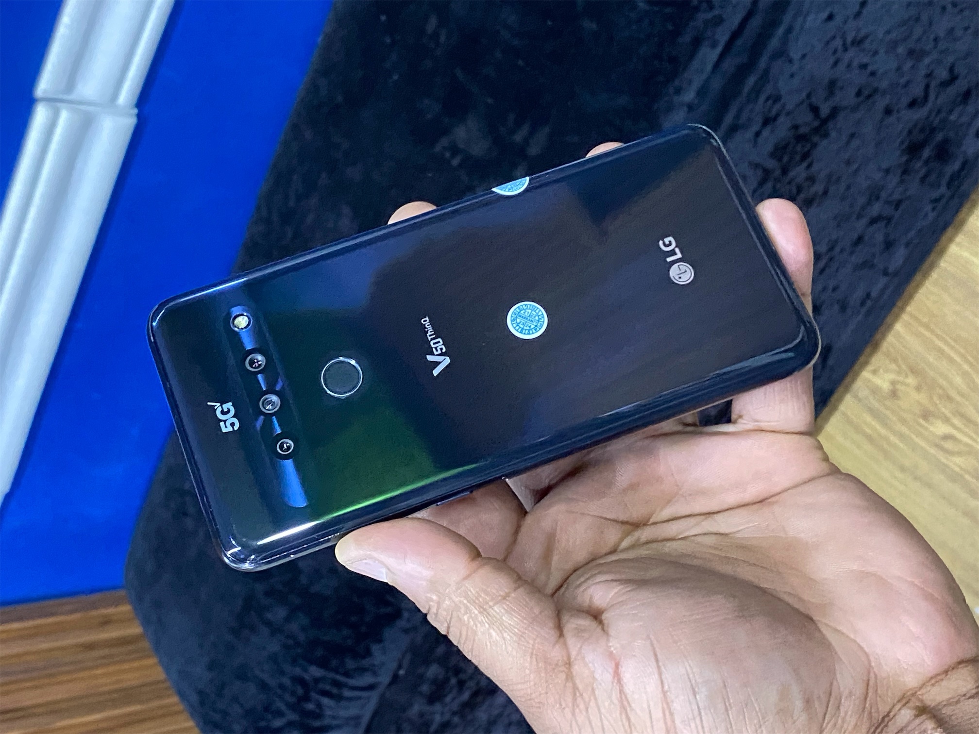 celulares y tabletas - v50 tuinq LG 128GB  4