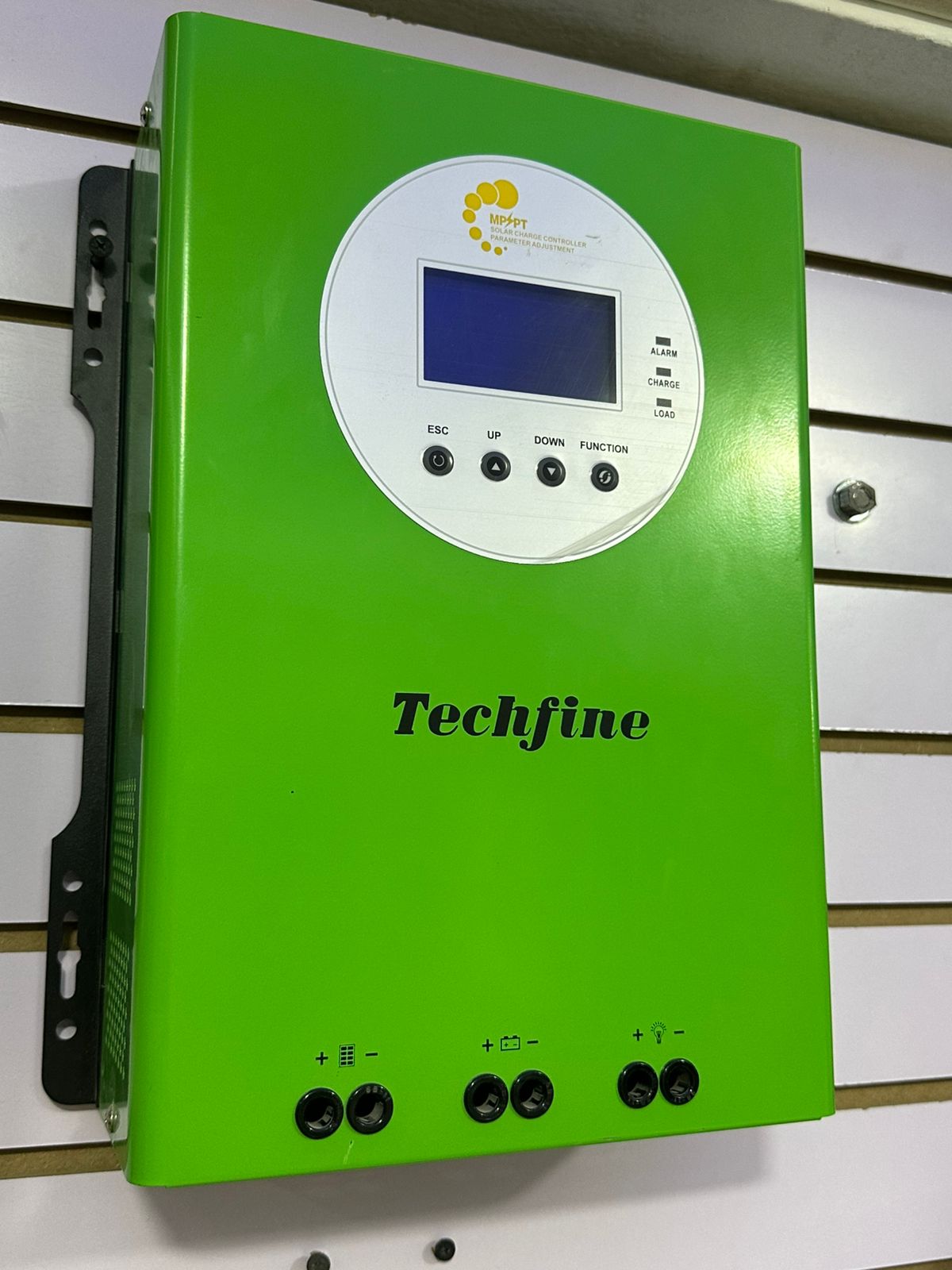 plantas e inversores - CARGADOR SOLAR MPPT 60A y 100A TECHFINE  0