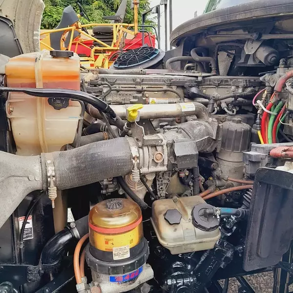 camiones y vehiculos pesados - Freightliner M2 106 año 2013  4
