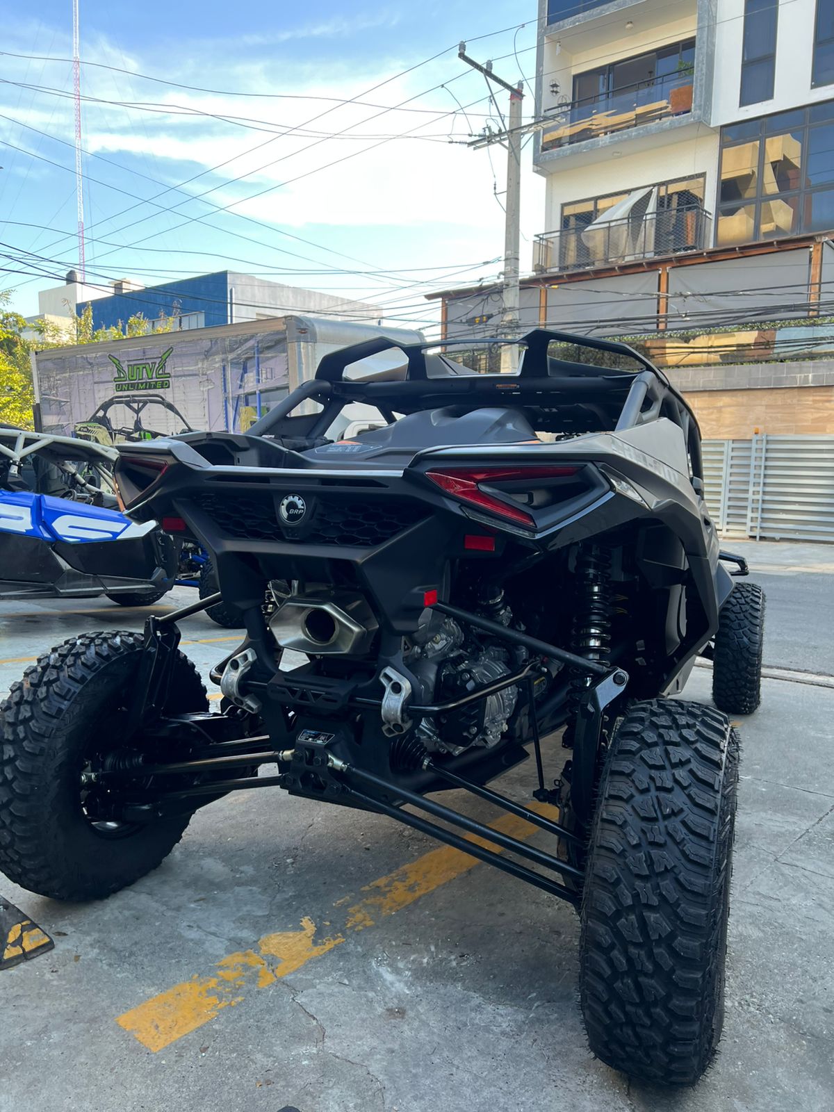 vehiculos recreativos - CAN-AM MAVERICK R XRS 2025 2