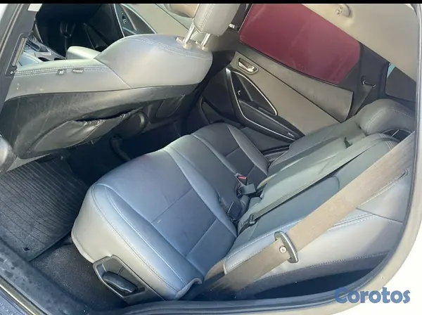 jeepetas y camionetas - 2017 Hyundai Santa Fe  2