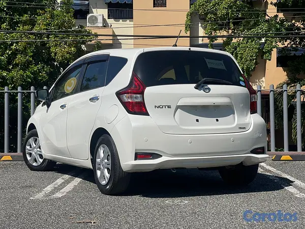 carros - nissan note 2020 recien importada  5