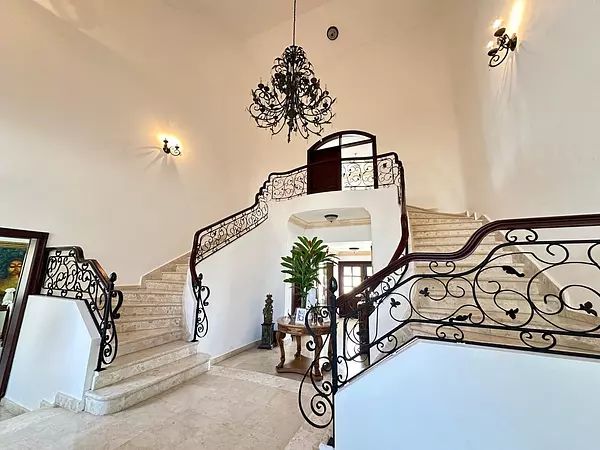 casas - Vendo espectacular Casa de 2 niveles, en Altos de Arroyo Hondo III 4