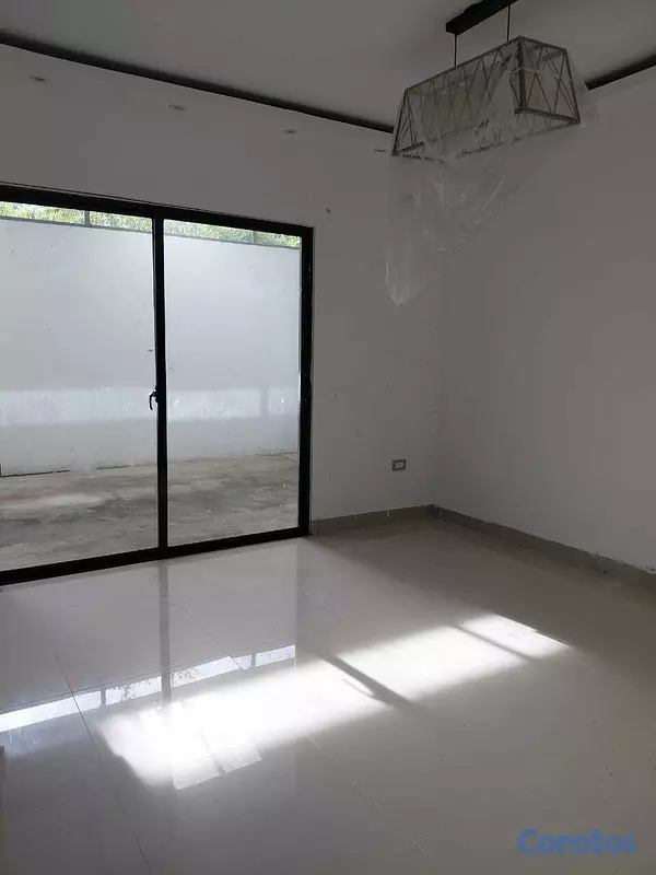 apartamentos - Casa tipo townhouse Res. La Coruña, km.14 aut. Dua 4