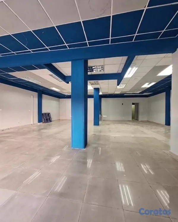 oficinas y locales comerciales - se alquila local  3