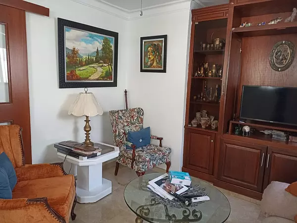 casas - VENDO CASA DE DOS NIVELES EN LA URBANIZACIÓN TROPICAL.AV. INDEPENDENCIA KM 71/2 3