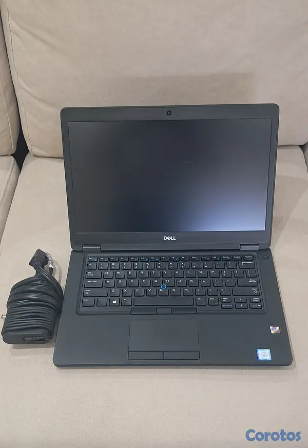 computadoras y laptops - Laptop Dell 8GB 256GB SSD M.2 i5 2.6Ghz 5490 2