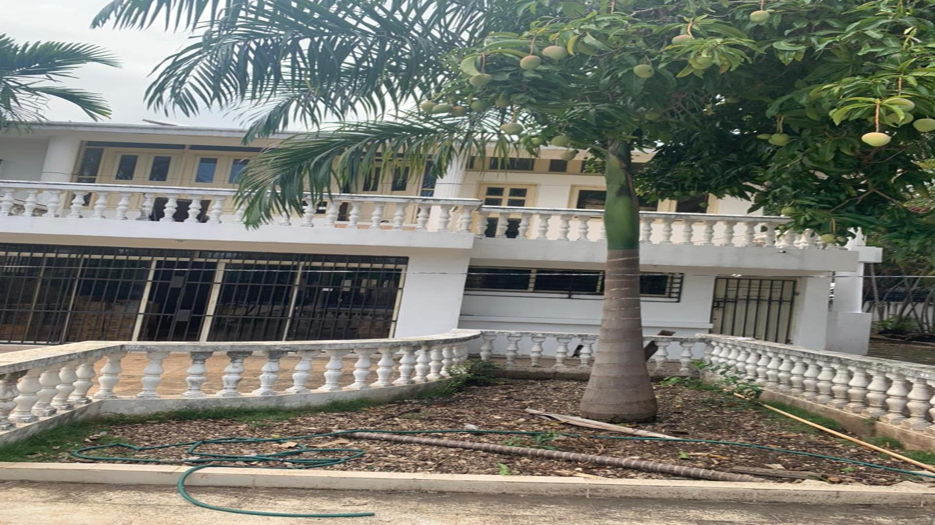 casas - Amplia casa en Los Cacicazgos 1