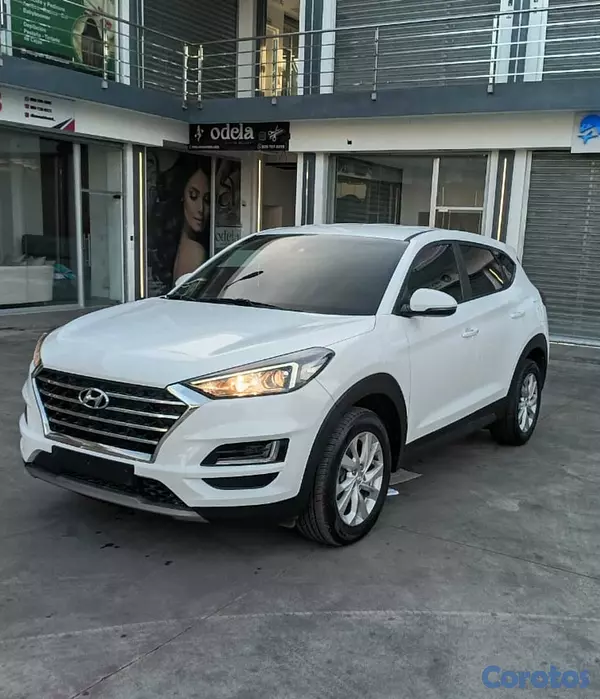 jeepetas y camionetas - HYUNDAI TUCSON 2020 BLANCO DIESEL 3