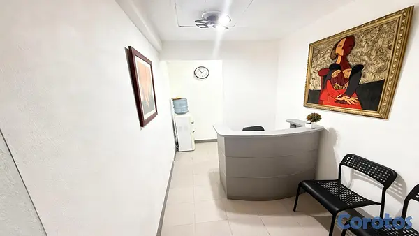 oficinas y locales comerciales - Local Comercial en Gazcue Frente a UTESA | Ideal para Oficinas 2