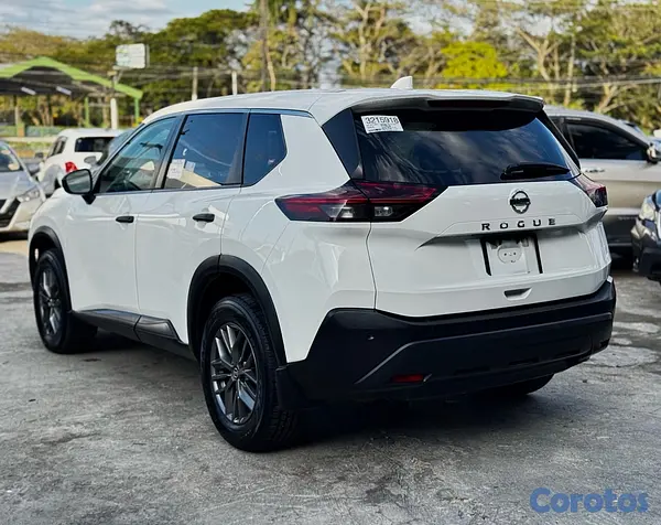jeepetas y camionetas - Nissan Rogue 2021  4