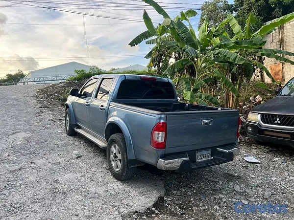 jeepetas y camionetas - IZUSU dmax 2005 3