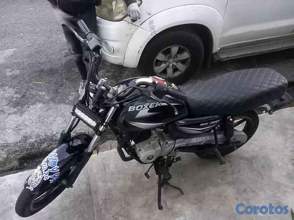 motores y pasolas - baja boxer 150 
año:2024
matrícula original 
ojo:se le perdió la placa  2