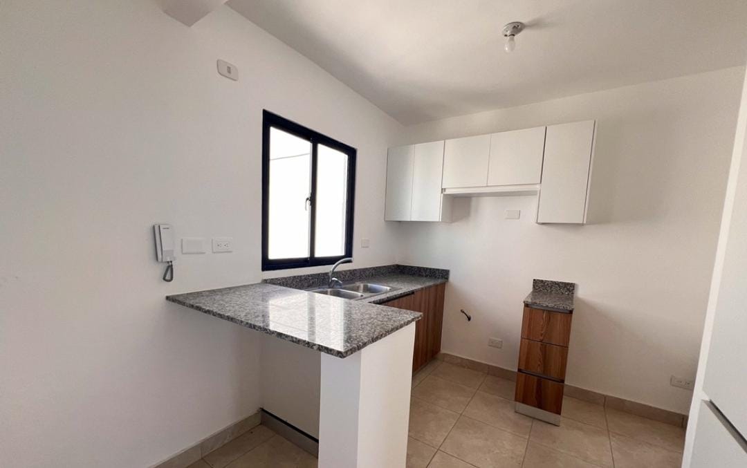 apartamentos - APARTAMENTO PRIMER NIVEL EN ALQUILER SANTIAGO  5