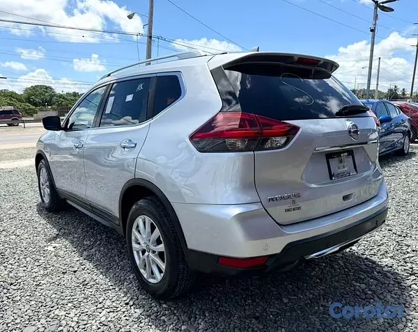 jeepetas y camionetas - Nissan Rogue 2020 
 5