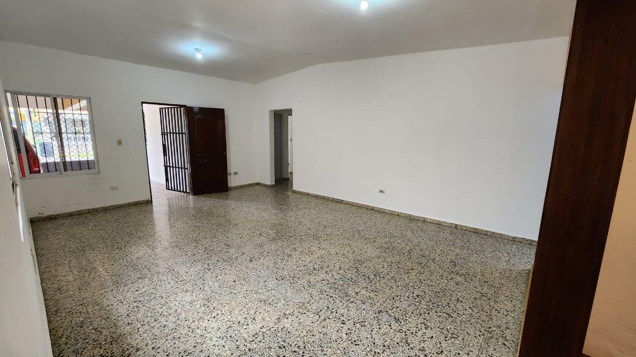 casas - Vendo Casa en Colinas de los Rios, Santo Domingo  5