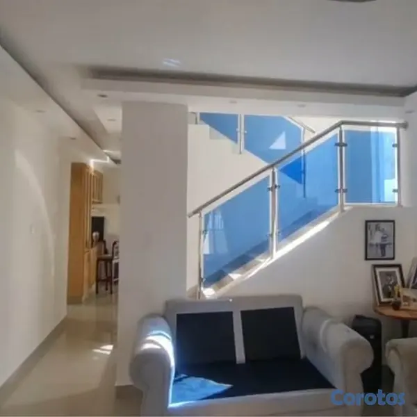casas - VENDO casa en Av. Republica de Colombia 9