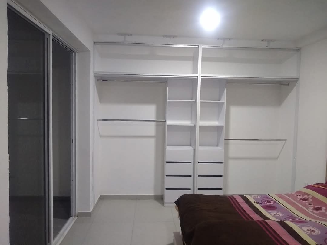 muebles y colchones - Trabajo de closet 