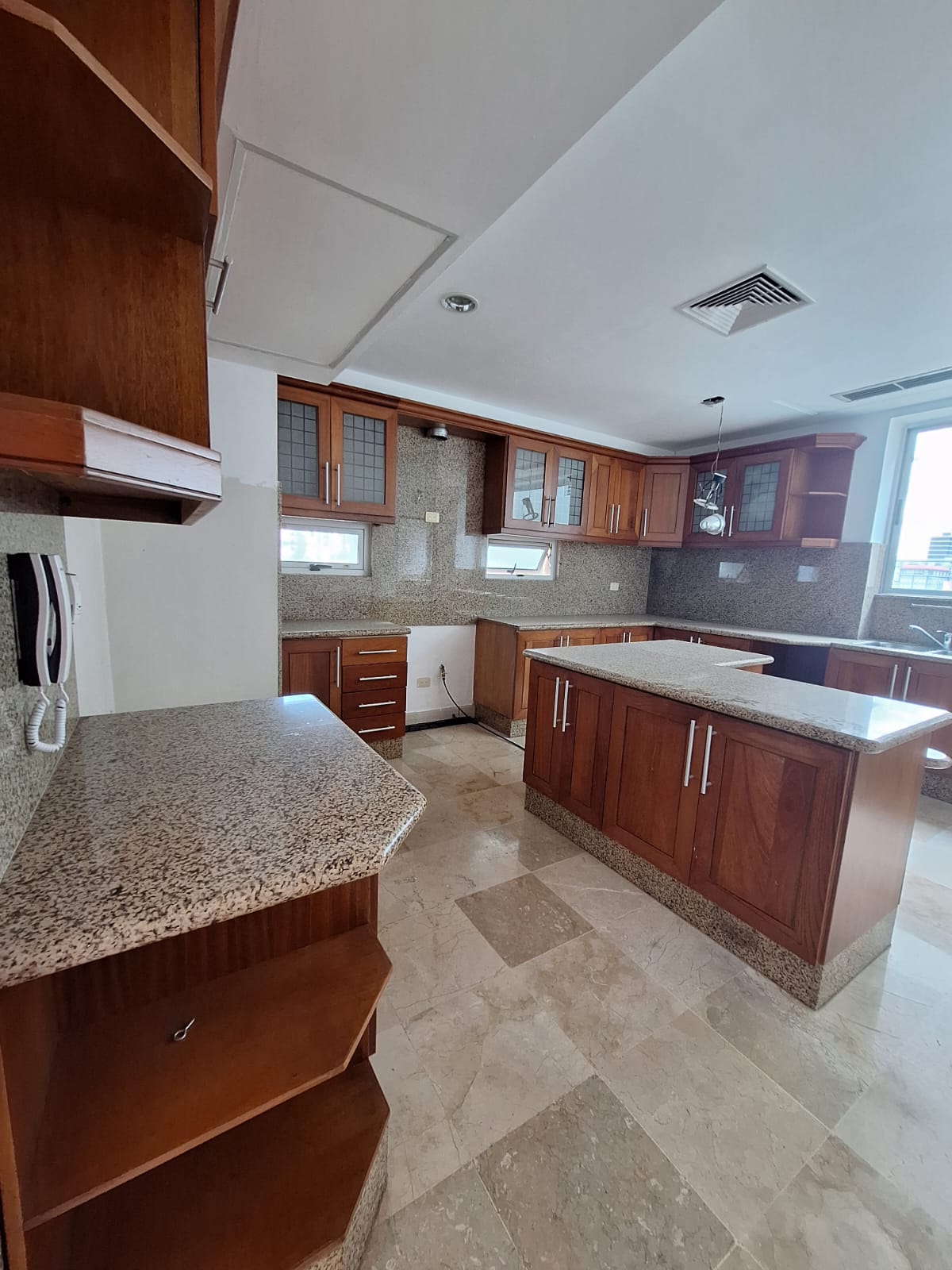 apartamentos - Rento apartamento en piantini , piso en marmol 5