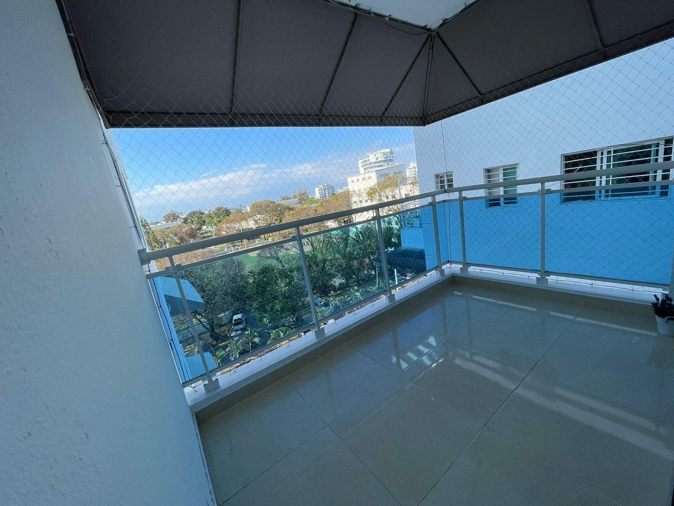 oficinas y locales comerciales - Hermoso apartamento en la mejor zona de renacimiento 3
