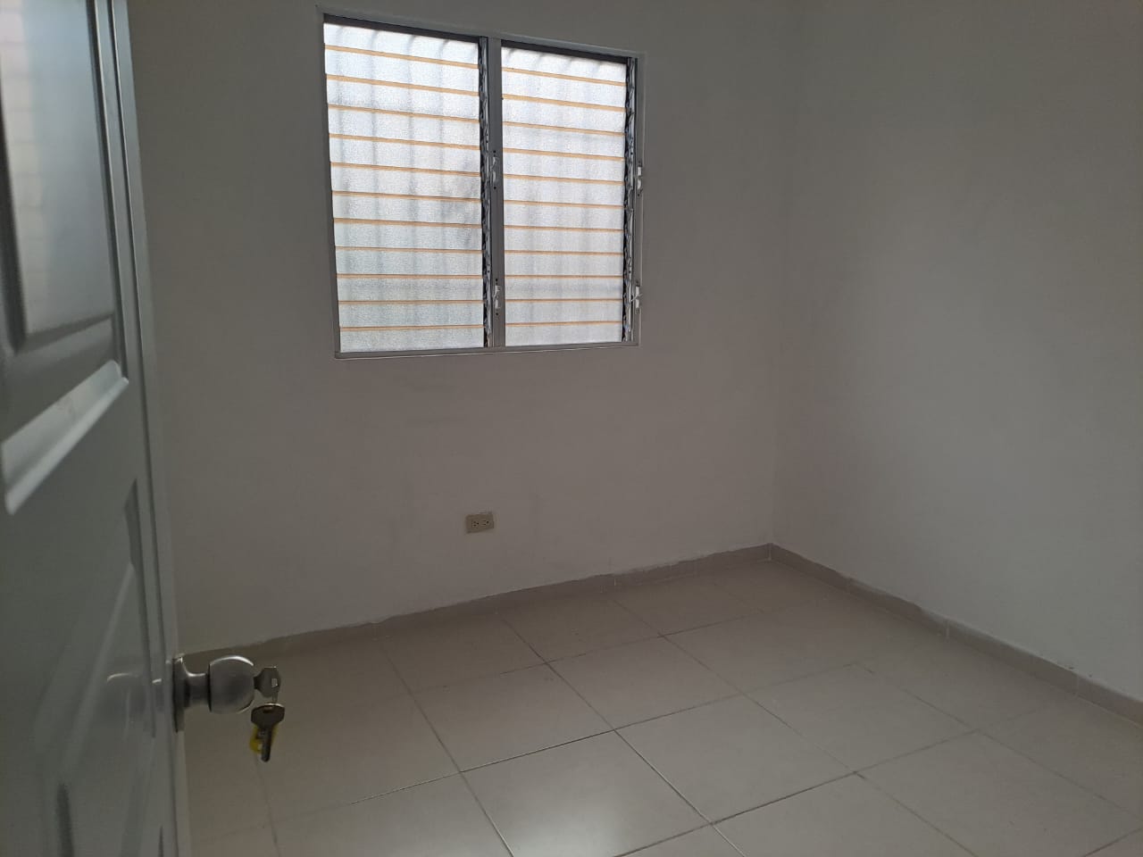 apartamentos - apartamento  2do piso Res Juan rafael en la jacobo 2