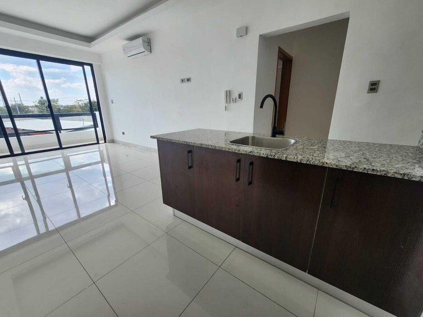apartamentos - Apartamento en alquiler #24-1069 Aire acondicionado, 2 habitaciones, ascensor. 1