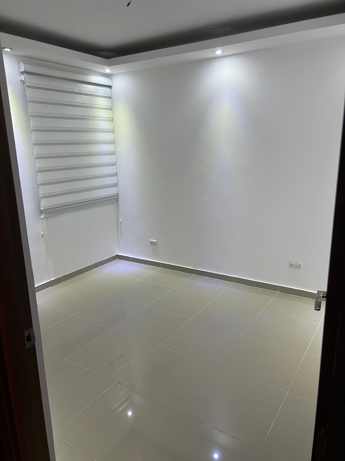 apartamentos - Apartamento 1er Nivel proximo a Circunvalacion Nor 9