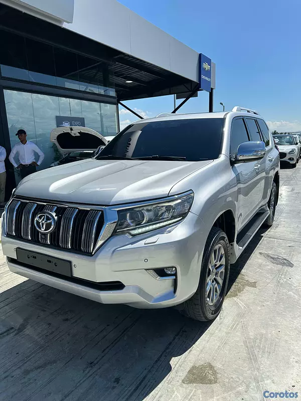 jeepetas y camionetas - Toyota land cruicer prado vxl 2020 5