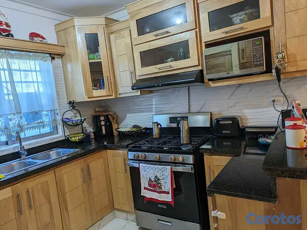 apartamentos - Apto. 1ra nivel, excelente condiciones, 3hab.3baño 5
