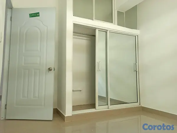 apartamentos - Se ALQUILA apartamento centrico. Detras Canal 4tro 2