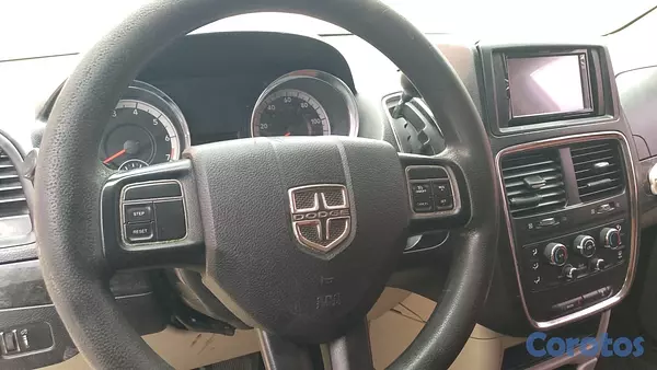 jeepetas y camionetas - se vende dodge gran caravan 2014 
negociable escribir solo interesado  6