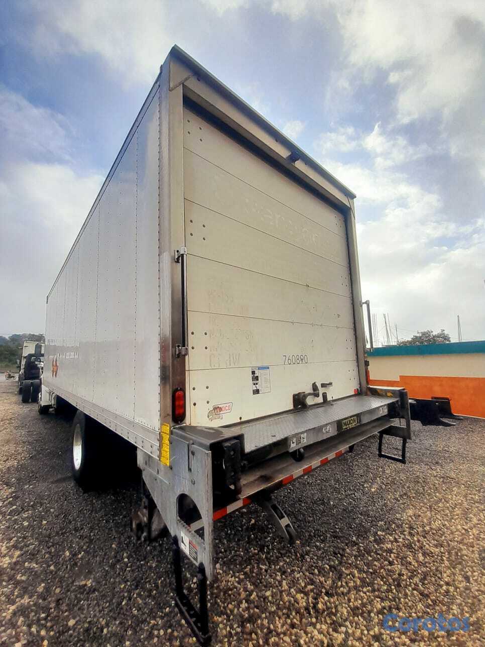 camiones y vehiculos pesados - FREIGHTLINER AÑO 2018 1