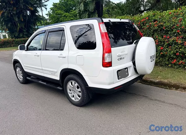 jeepetas y camionetas - Honda crv ex 2006 5