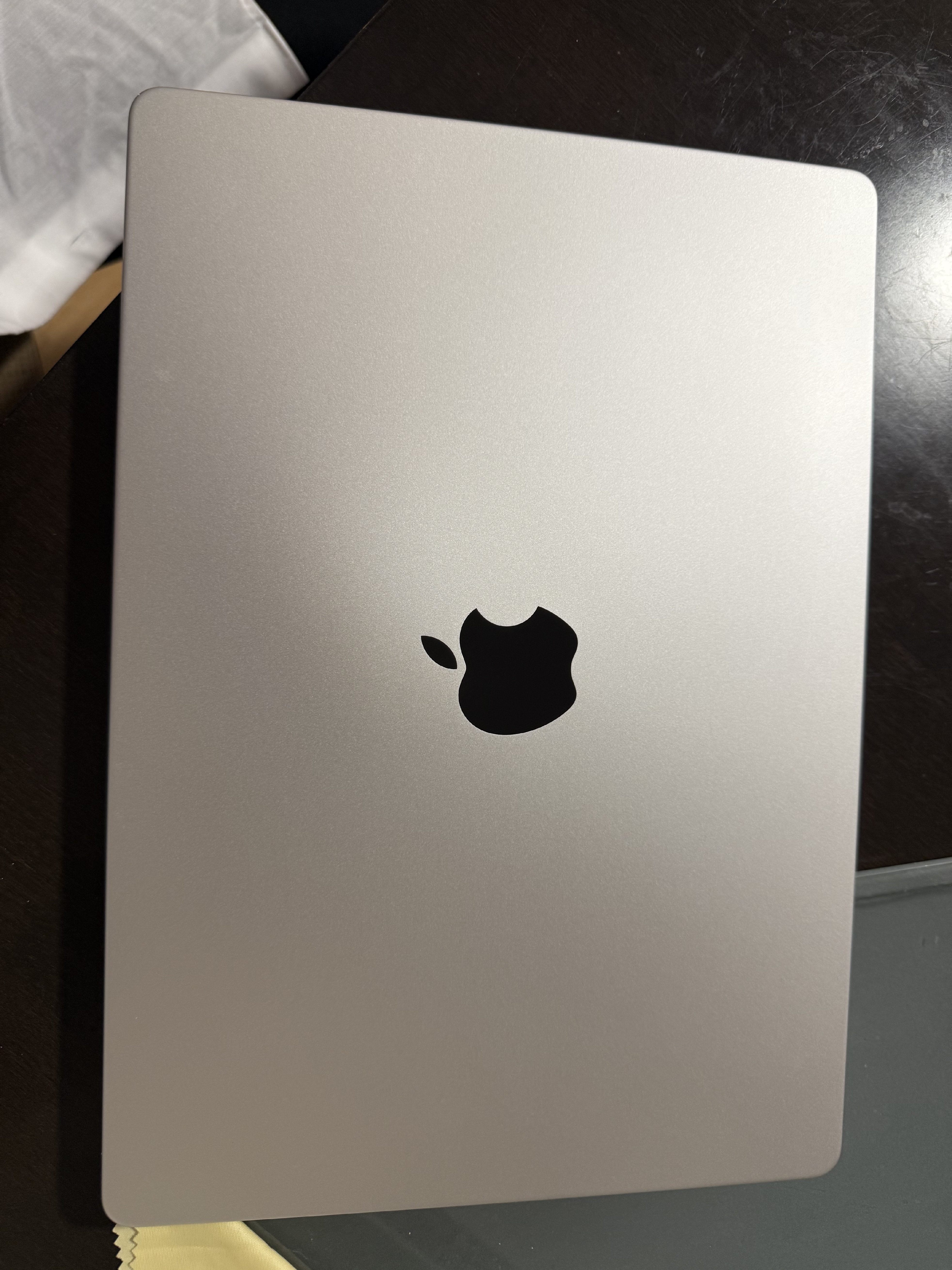 computadoras y laptops - MacBook Pro 14” pulgadas gris 1