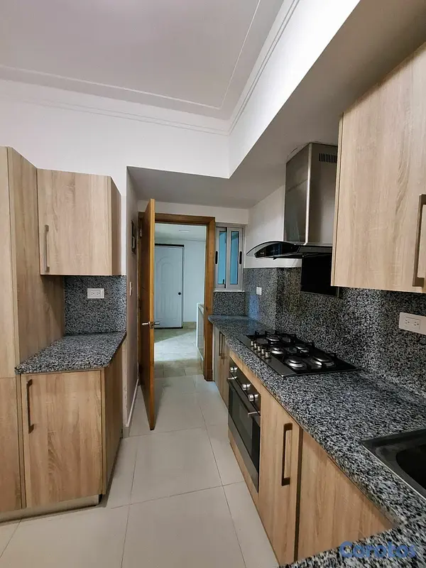 apartamentos - Rento apartamento sin amueblar en Bella vista torre con ascensor planta full  7