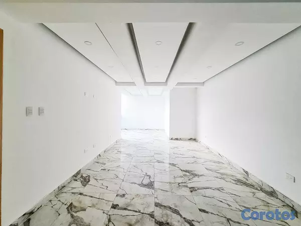 apartamentos - Primer Nivel con Gran Patio en Prado Oriental: Luj 10