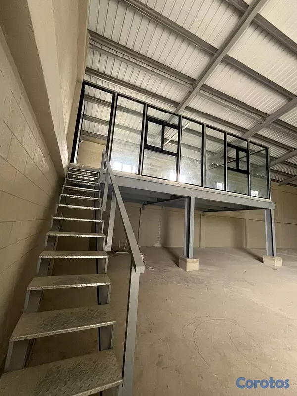 solares y terrenos - NAVE COMERCIAL 2