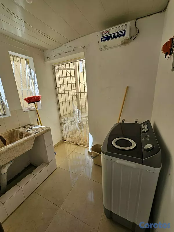 apartamentos - Se vende apto. de oportunidad a paco paso de la pl 8