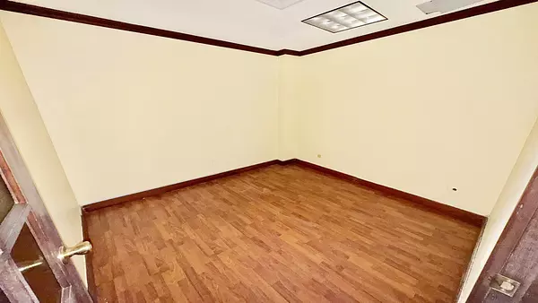 oficinas y locales comerciales - LOCAL COMERCIAL EN EL MILLON 3