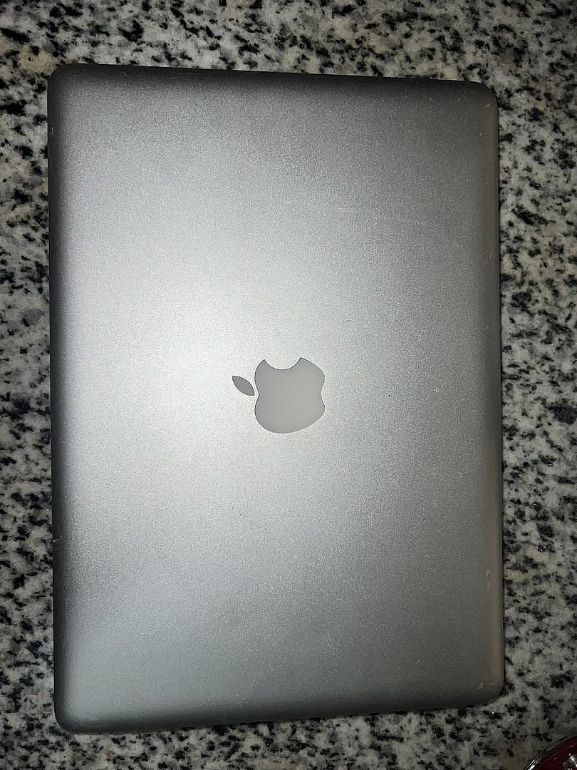 computadoras y laptops - MacBook Pro 2010 0