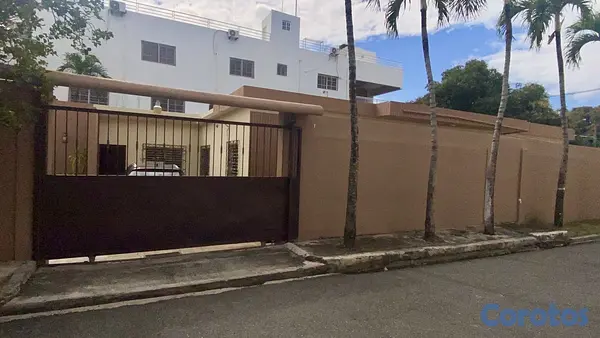 casas - Se vende casa en el sector Gala en ave principal 3