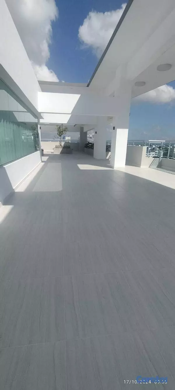 apartamentos - ¡Bella Vista Torre Lujosa con Imponentes Areas Sociales, Apartamento con Balcón! 4