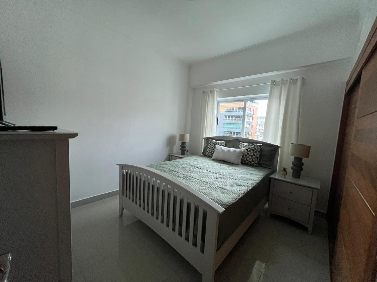 apartamentos - Sin Intermediarios En renta Aproximadamente 150 mts2. Sin cuarto del servicio. 9