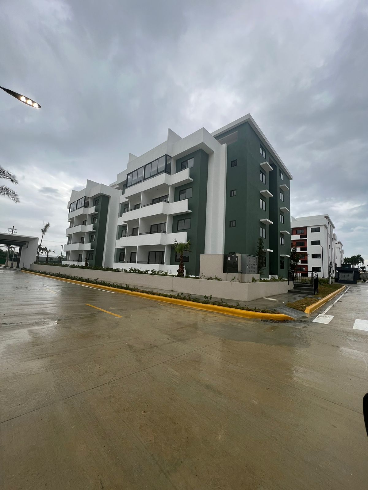 apartamentos - PROYECTO DE APART EN LA CHARLES DE GAULLE 1447