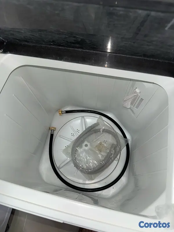 electrodomesticos - lavadora casi nueva con su plástico se usó muy poco m compré otra x eso la vendo 3