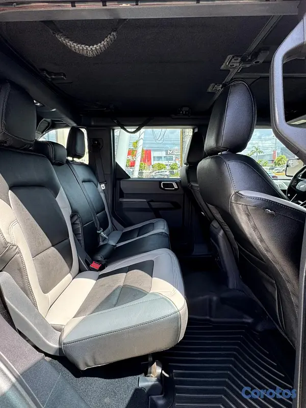 jeepetas y camionetas - FORD BRONCO 2022 SOLO 21 MIL MILLAS  6