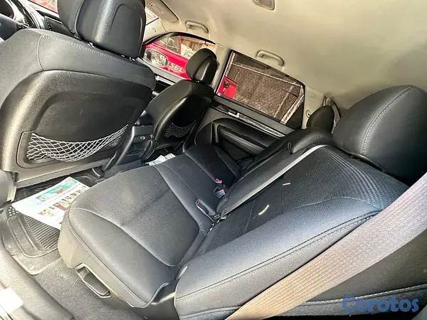 jeepetas y camionetas - usado como nuevo  7