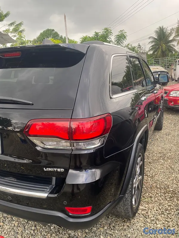 jeepetas y camionetas - Jeep Grand Cherokee Limited 2020 6
